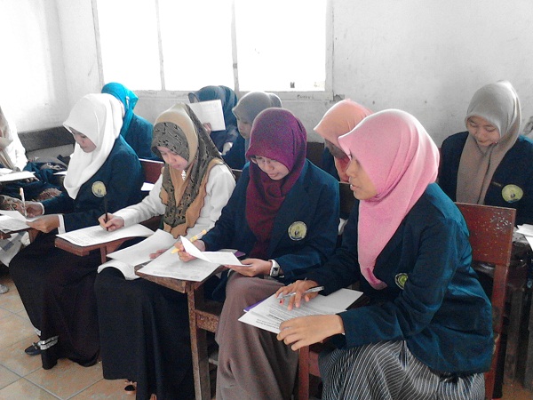 UAS PERTAMA DENGAN AKSES ONLINE