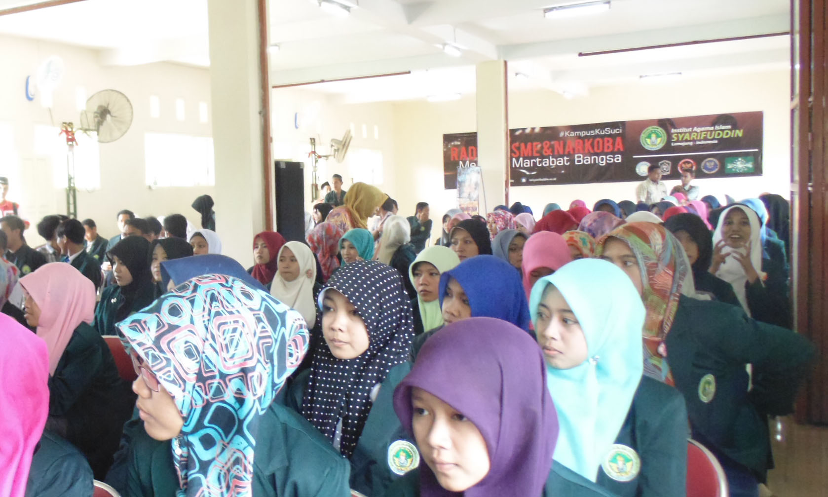 Dua Tag Line di Spanduk Sebagai Pendukung Islam Nusantara Kedepan