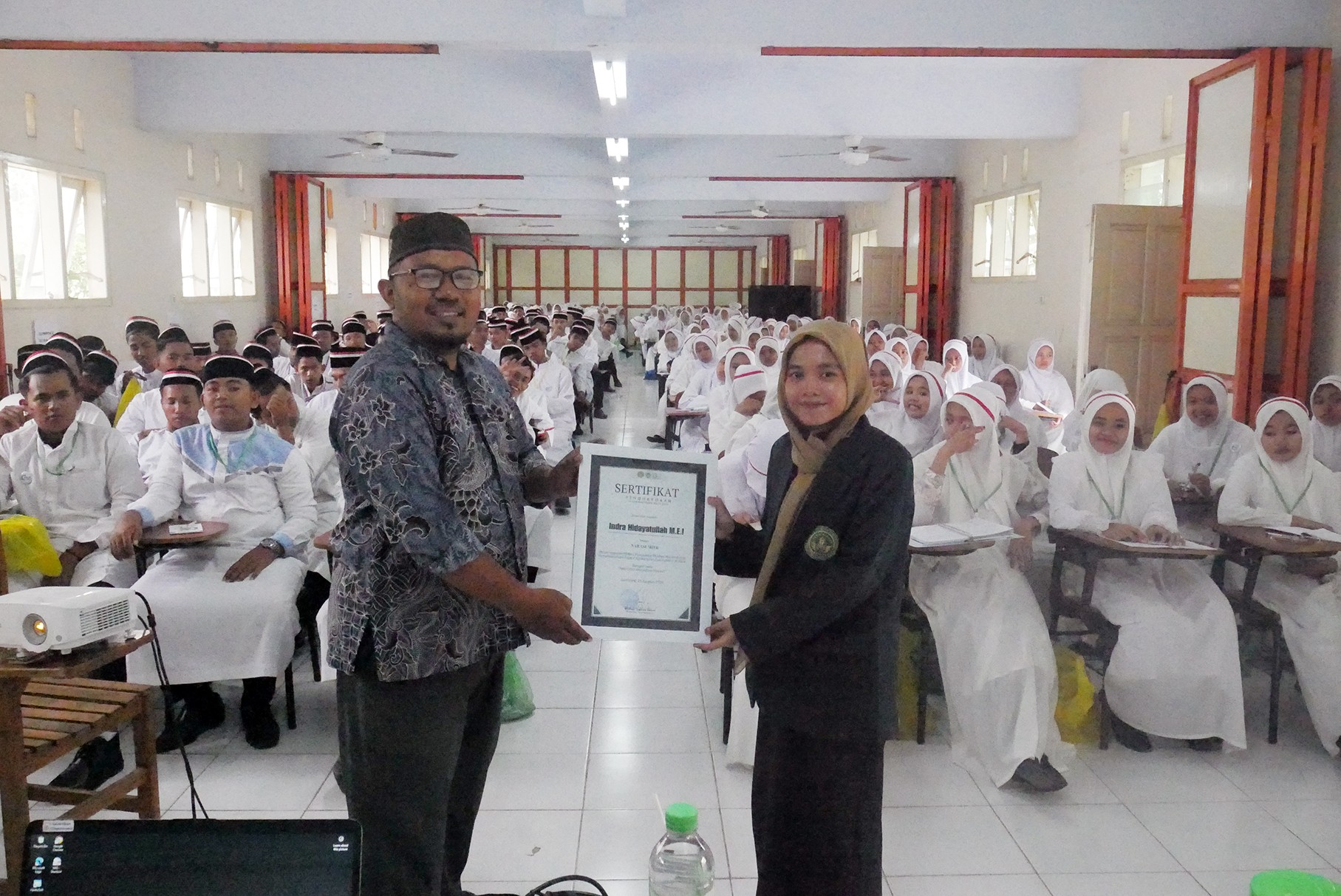 TEKNIK LOBBYING SEBAGAI PENGEMBANGAN KOMPETENSI MAHASISWA DI SESI KEDUA PBAK IAI SYARIFUDDIN