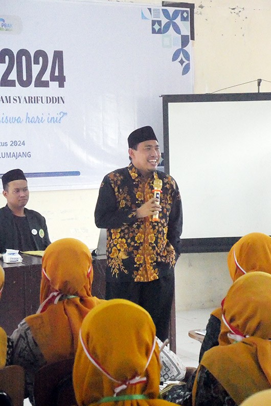 HARI KETIGA PBAK : DR. H. MOHAMMAD DARWIS, M.PD.I. PAPARKAN MATERI ASWAJA AN-NAHDLIYAH