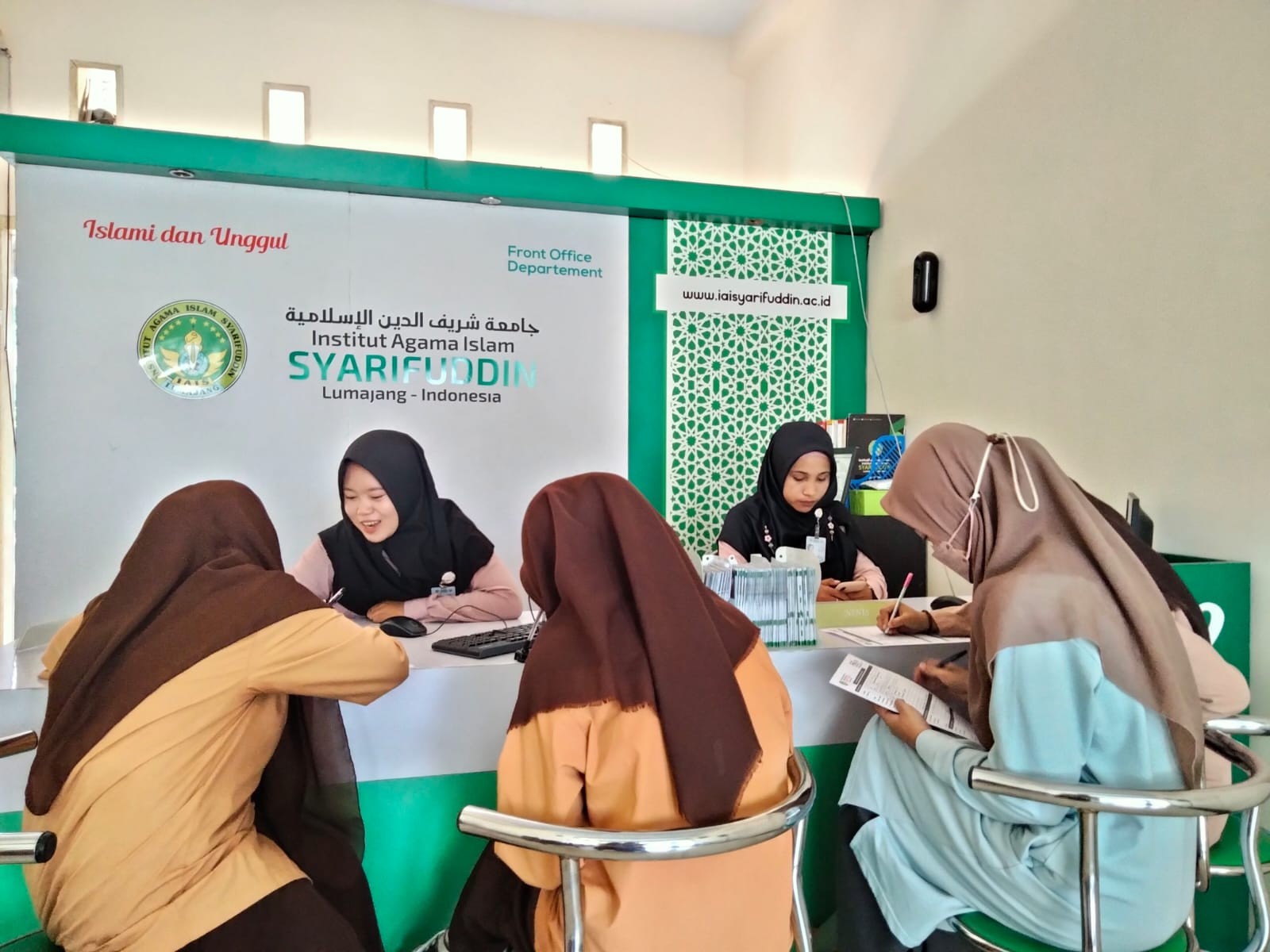 Calon Mahasiswa Baru IAI Syarifuddin Terus Berdatangan