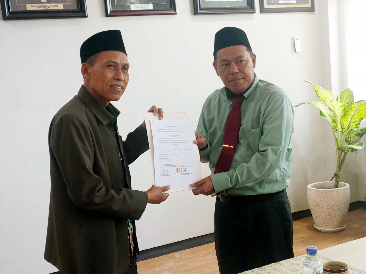 IAI SYARIFUDDIN DAN UIN KHAS JEMBER TEKEN MOU KERJA SAMA STRATEGIS