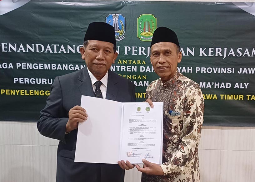 PENANDATANGAN MOU ANTARA LPPD PROVINSI JAWA TIMUR DAN PASCASARJANA S2 IAI SYARIFUDDIN