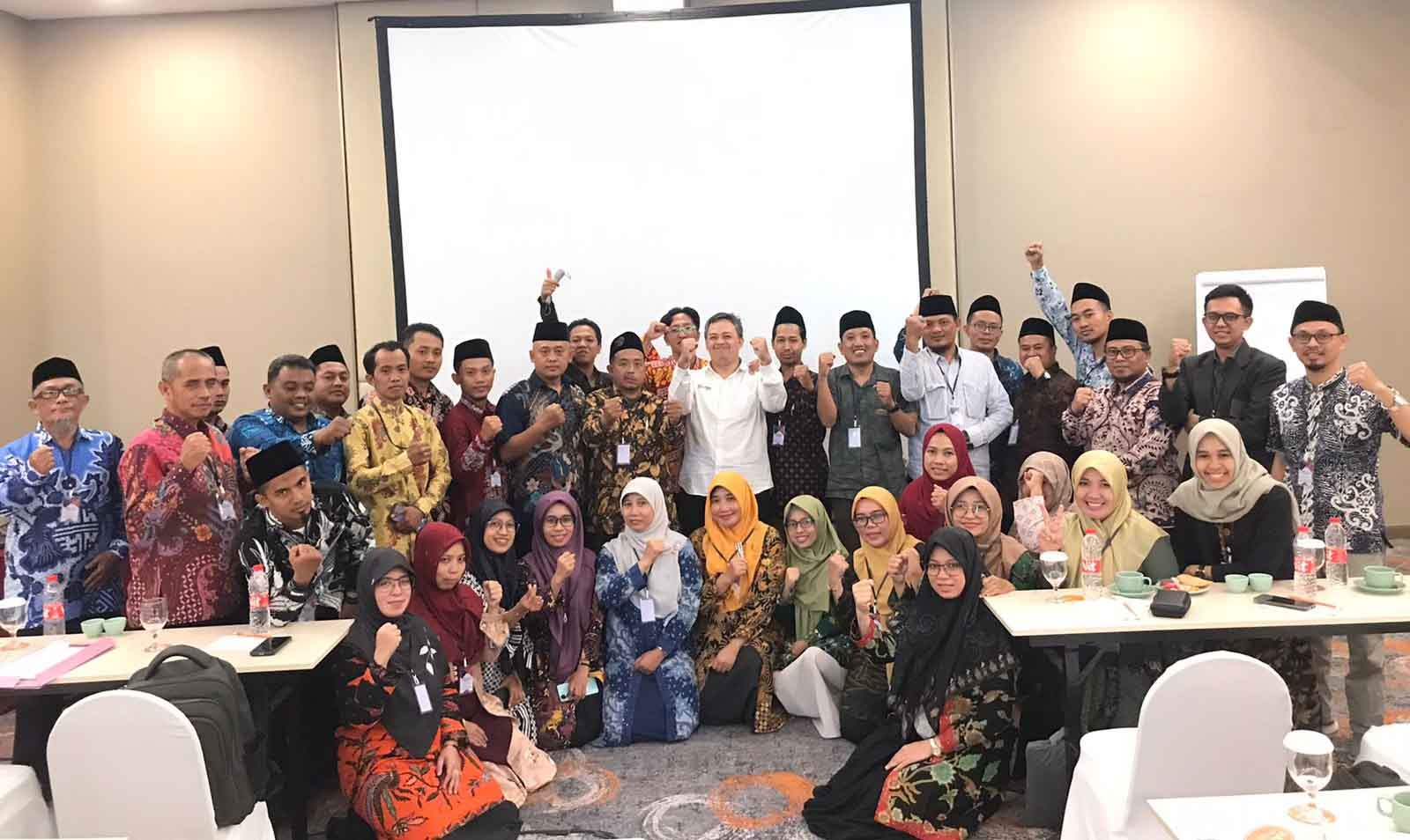 IAI SYARIFUDDIN LUMAJANG BERANGKATKAN 2 DOSEN DALAM PENGUATAN KOMPETENSI DOSEN PEMULA DI UIN MALANG