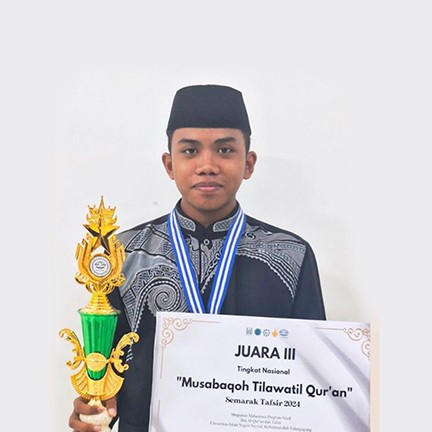 MAHASISWA KIP-K IAI SYARIFUDDIN RAIH JUARA 3 MTQ TINGKAT NASIONAL